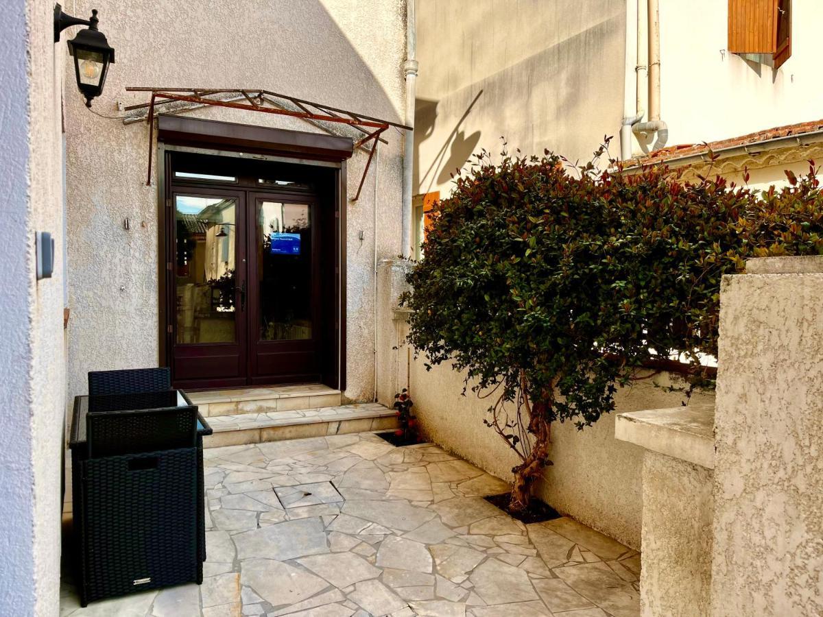 Private Rooms & Bath Tonneins Exterior foto